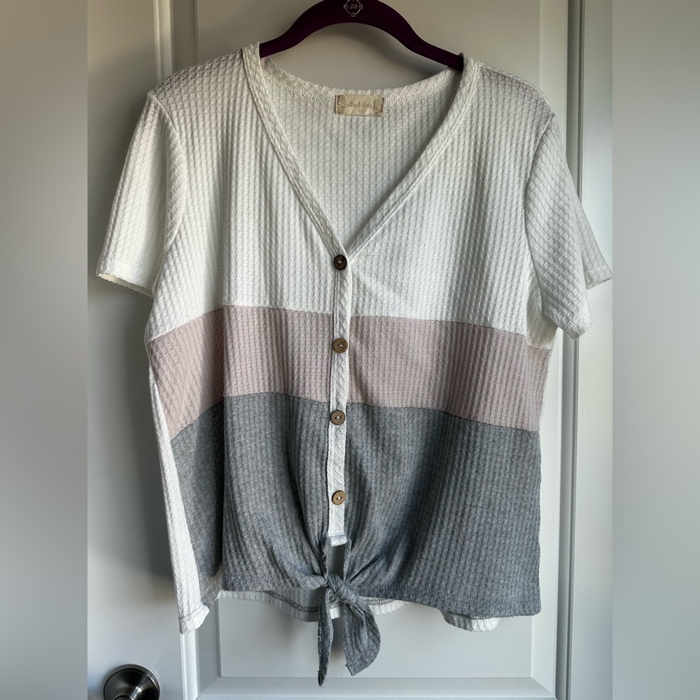 Altar’d state short sleeve front tie and button top